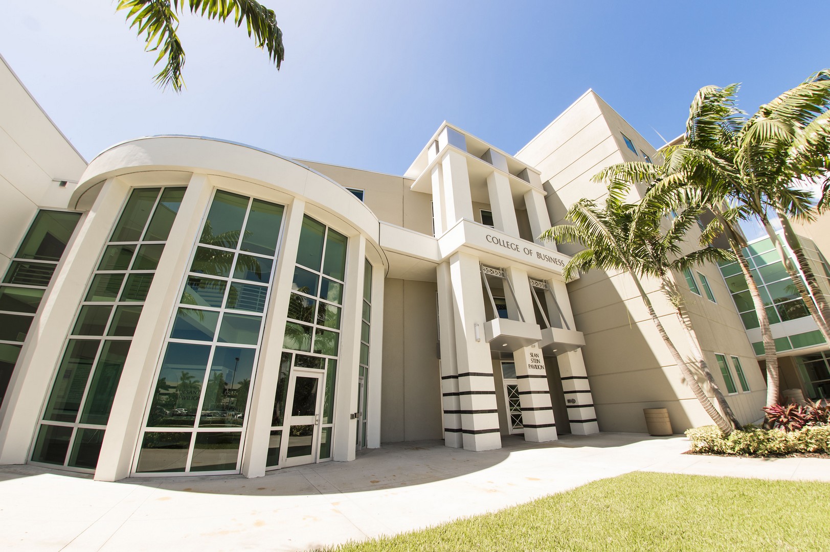 FAU College of Business tower